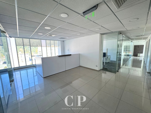 Moderna Y Amplia Oficina En Céntrico Edificio De Concepción