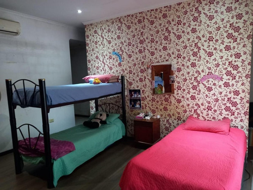 Imagen 8 de 16 de Excelente Casa En Barrio Alpino! Gran Inversión!!