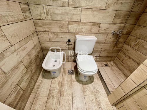 Imagen 27 de 30 de Tour Virtual Departamento En Venta 2 Ambientes Con Balcón Saliente - Plaza Colon Mar Del Plata