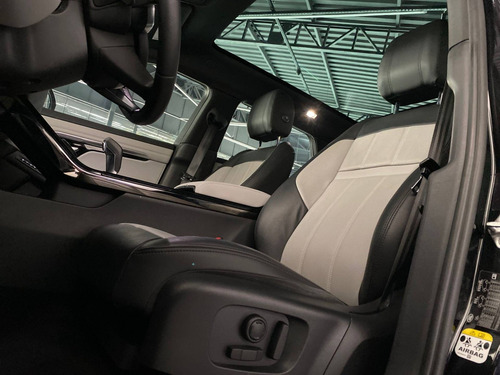 Imagem 10 de 15 de Land Rover Range Rover Evoque 2.0 P250 Flex R-dynamic Se