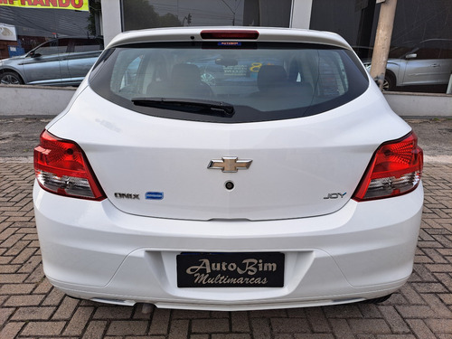 Chevrolet Onix ONIX HATCH JOY 1.0 8V FLEX 5P MEC.