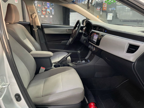 Toyota Corolla 1.8 Gli 16V Flex 4P Automático