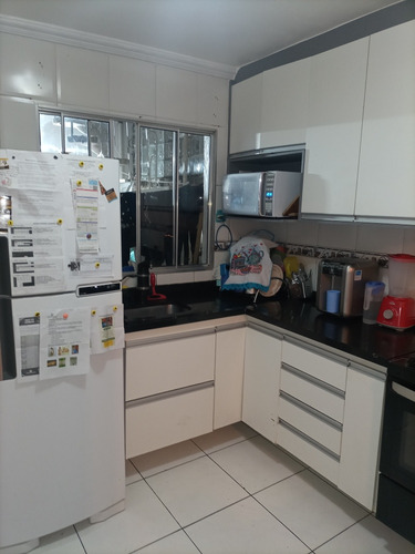 Casa Com 2 Sala 4 Quarto 1 Cozinha 4 Banheiro,1 Quintal.