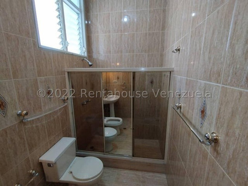 Hermosa Casa En Venta En La Unión, El Hatillo Lj 25-10885