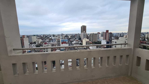 Imagen 9 de 10 de En Venta Departamento De 1 Ambiente Con Cochera Cubierta En 7mo Piso En Caseros Centro !!! F: 8287