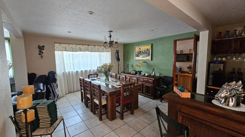 Casa En Venta Metepec Centro Edo. Mex Estilo Mexicano 3 Rec 2.5 Baños 3 Estacionamientos