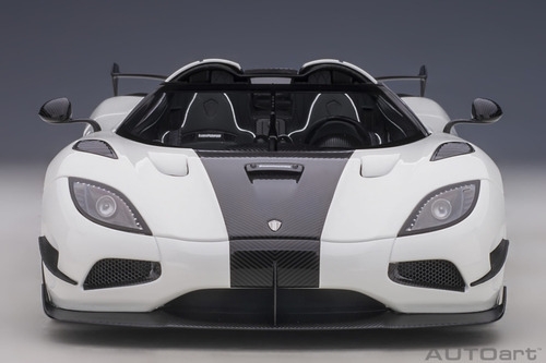 Koenigsegg Agera Rs Escala 1:18 Autoart 79021 Color Blanco