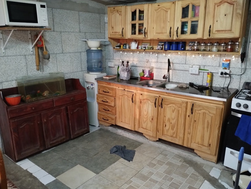 Imagen 3 de 25 de Casa De 3 Ambientes Con 2 Deptos Al Fondo