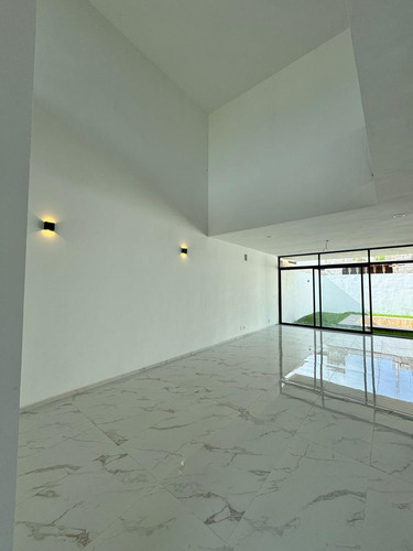 Casa En Venta Merida, Privada Soluna, Temozon Norte, Modelo Mira, Entrega Inmediata.