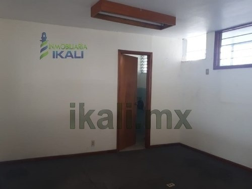 Imagen 14 de 23 de Renta De Piso Para Oficina Centro Tuxpan Veracruz. Excelente Espacios Para Oficinas En Avenida Principal Benito Juarez No. 39 Colonia Centro Del Municipio De Tuxpan Veracruz. En La Zona Comercial Del