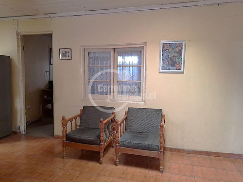 Casa En Venta De 4 Dorm. En Conchalí
