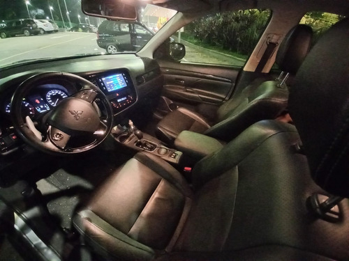 Imagem 6 de 7 de Mitsubishi Outlander - 2015/2016 2.0 16v Gasolina 4p