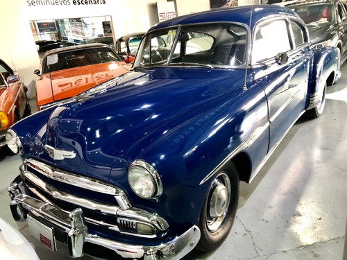 Coche Clásico Chevrolet Sedaneta , 1952