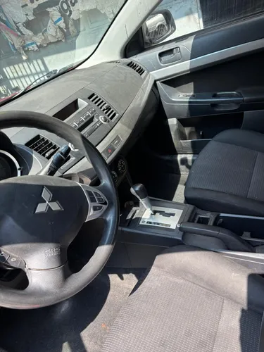 Mitsubishi Lancer Es At Cvt