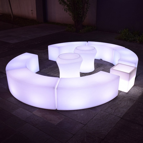Imagen 6 de 10 de Alquiler De Barra De Tragos Led, Living, Pista Led, Sillones