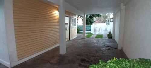 Imagen 9 de 29 de Casa + Dto 2 Ambientes. Sola En El Lote Con Gas Natural