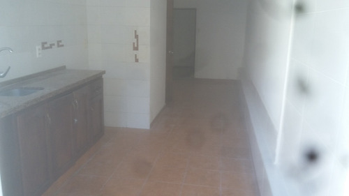 Casa Al Fondo Dos Dorm. C/fondo Alquilada