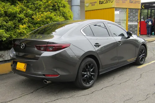 Mazda 3 2.0 Touring Tp