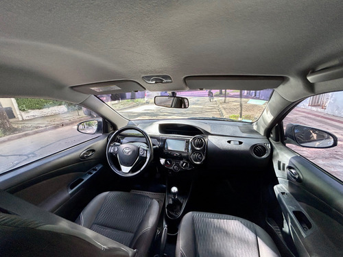 Toyota Etios 1.5 Sedan Xls