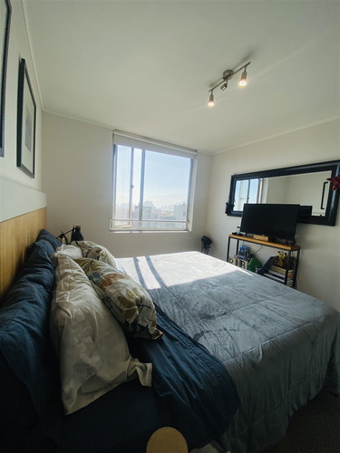 Departamento En Arriendo De 1 Dorm Amoblado. En Santiago