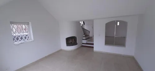 Casa En Arriendo En El Recreo De Los Frailes. Cod A136