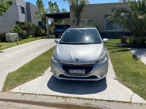 Peugeot 208 1.6 Allure Tiptronic