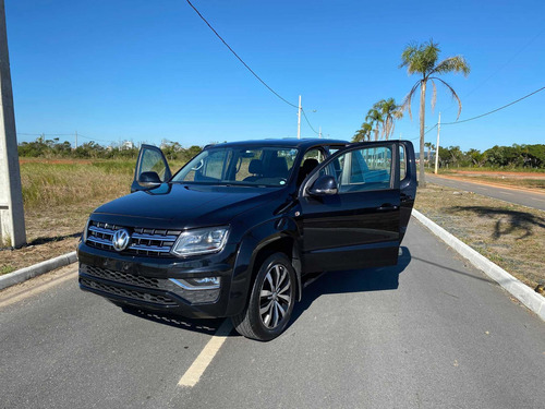 Imagem 4 de 15 de Volkswagen Amarok 2.0 Highline Extreme Cab. Dupla 4x4 4p