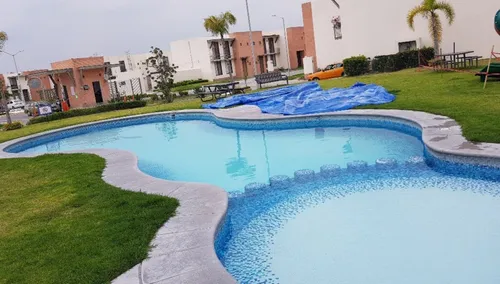 Preciosa Casa En Puerta De Piedra, Alberca, 3 Recamaras, Jardín, 2.5 Baños, Lujo