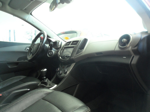 Imagen 17 de 18 de Chevrolet Sonic Ltz 1.6