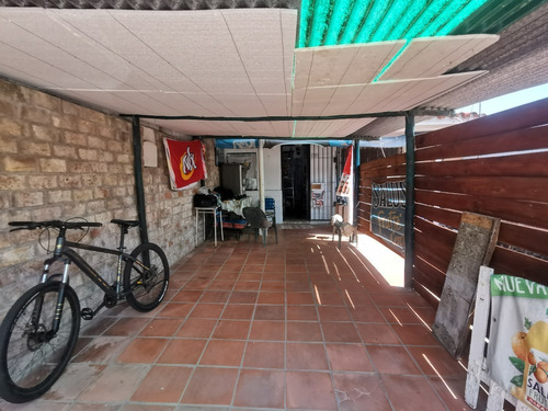 Casa A Reciclar En Barrio De La Gloria - Ref 4884