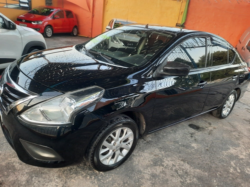 Imagem 2 de 10 de Nissan Versa 2019