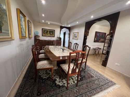 Imagen 21 de 30 de Casa En Venta En Colinas De La California Caracas Pisos De Marmol Vista Al Avila Economicas Muy Conservada Doble Vigilancia Remate 23-18970