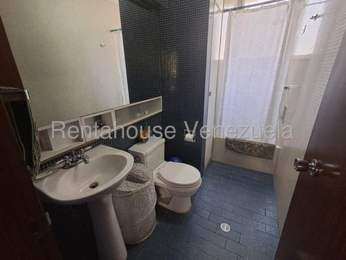 ¡amplio Apartamento En Venta, Una Excelente Distribución Completamente Aprovechable, Grandiosa Oportunidad De Inversión! - San Bernardino - Luis Gomez - Mls #25-16552