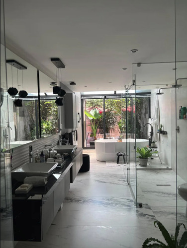 Casa En Venta Y Renta En Bosques De Las Lomas