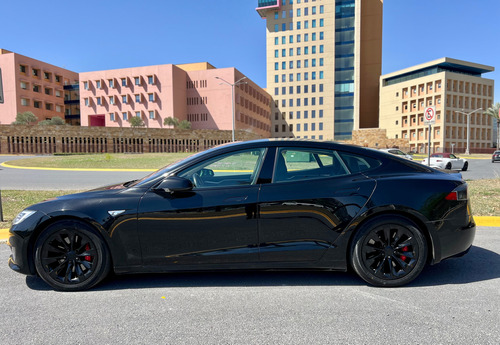 Tesla Model S P90D AWD 690hp