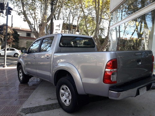 Toyota Hilux 3.0 Cd Sr 171cv 4x4 - C3 2015