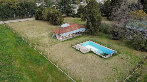 Villa Elisa- 4.5 Has 3.900 M2 Cub- Baum Propiedades