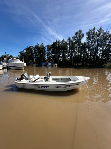 Tracker Con Consola 5,20 + Yamaha 40hp 2 Tiempos