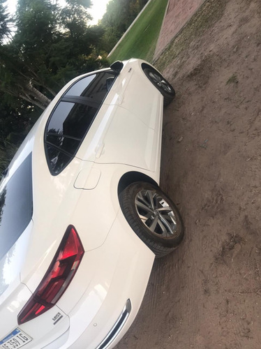 Volkswagen Virtus 1.6 Msi Highline At 2020