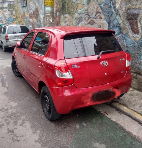 Imagem 2 de 2 de Toyota Etios 2016 1.3 16v X 5p