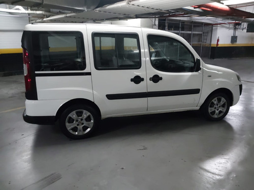 Fiat Doblo 1.8 16v Essence 5l Flex 5p