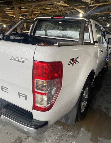 Ford Ranger Xlt 3.2 Aut. 4x4 2015 *para Retirada Peças*