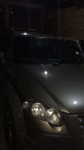 Imagem 1 de 2 de Fiat Palio Adventure 2010 1.8 Locker Flex 5p