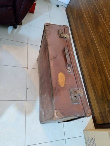 Valija Cuero Antigua (Usado)