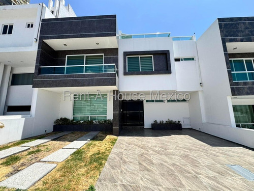 Lomas De Juriquilla Casa De 3 Recamaras En Renta Rah2801