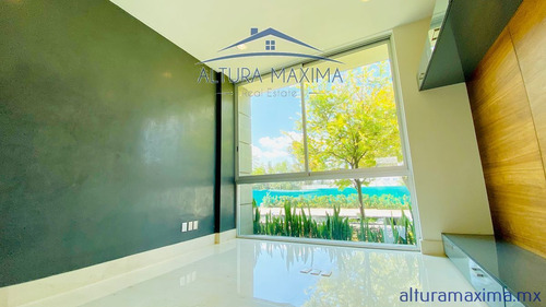 Lujosa Residencia En Venta Condominio Bosque De Los Lagos Zapopan