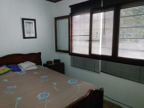 Casa En Venta - 3 Dormitorios 3 Baños - 600mts2 - Manuel B. Gonnet, La Plata
