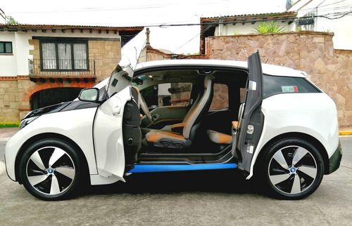 Imagen 8 de 15 de Bmw I3 2016 Híbrido Rex Mobility Nuevecito Factura Original