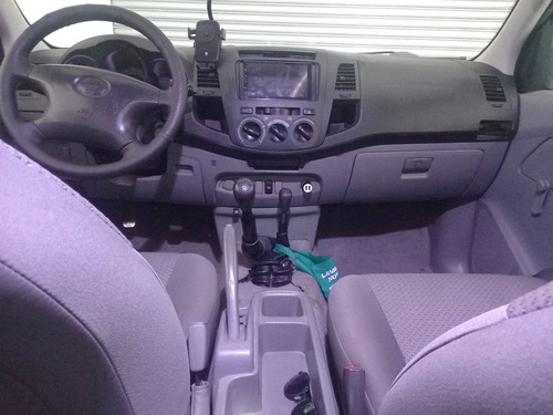 Toyota Hilux 2.5 Cab. Dupla 4x4 4p
