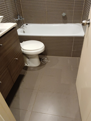 Loft Metro Toesca En Arriendo De 1 Dorm. En Santiago